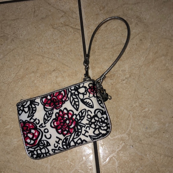 COACH Wristlet - Picture 2 of 5